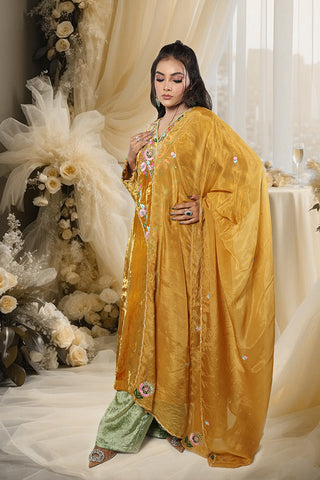 YELLOW VELVET SUIT WITH PISTA GREEN BELLBOTTO